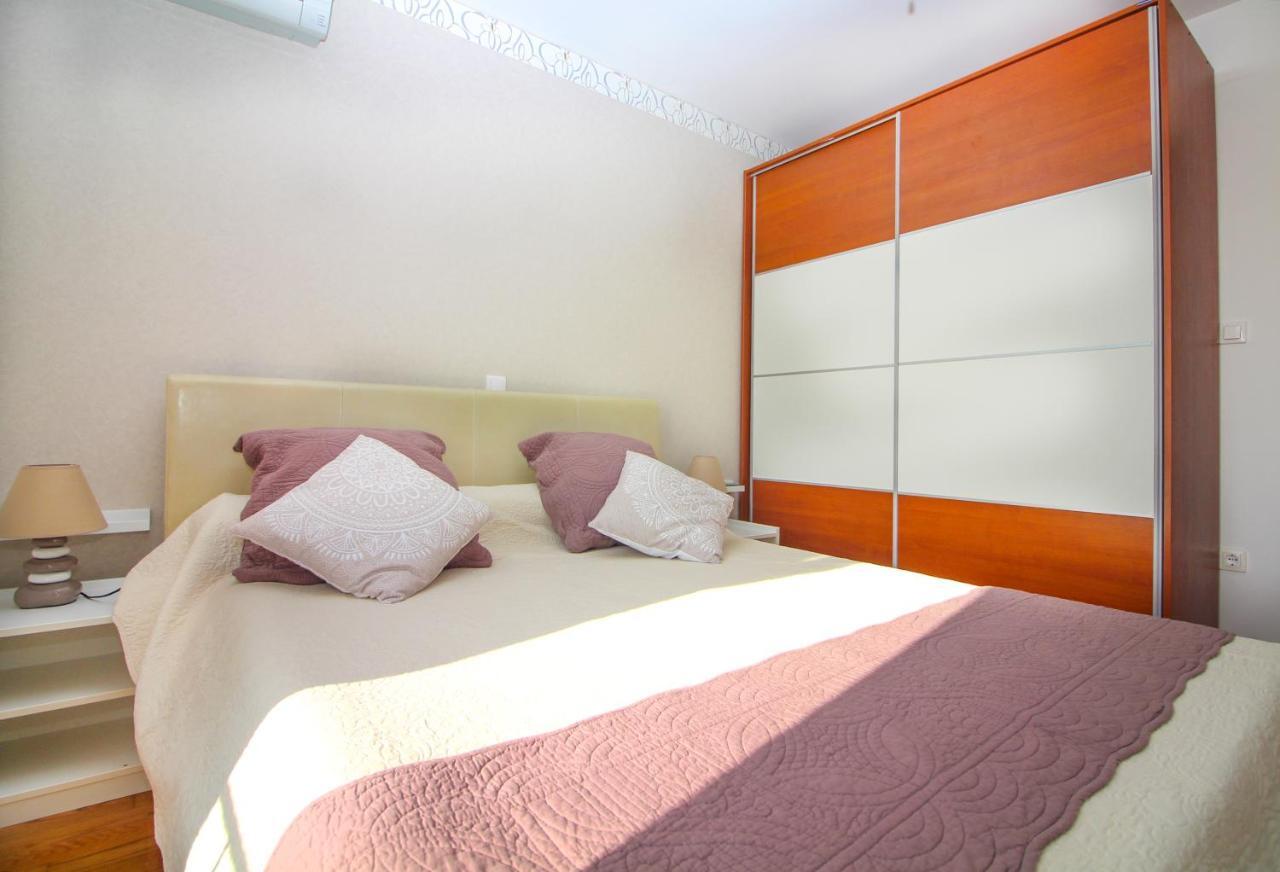Appartement Vistamar à Rogoznica  Extérieur photo